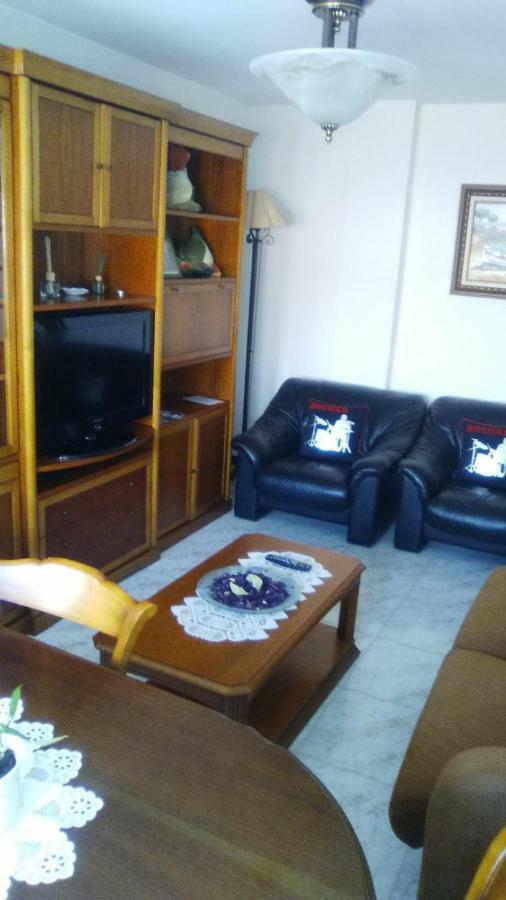 Апартаменты Apartamento La Basella Вильянуэва-де-Ароса Экстерьер фото